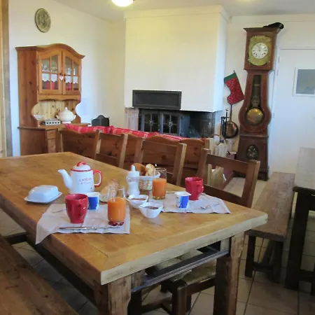 בית נופש Le Chalet De La Conversaria